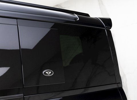 Land Rover Defender 110 SE D250 Urban 26