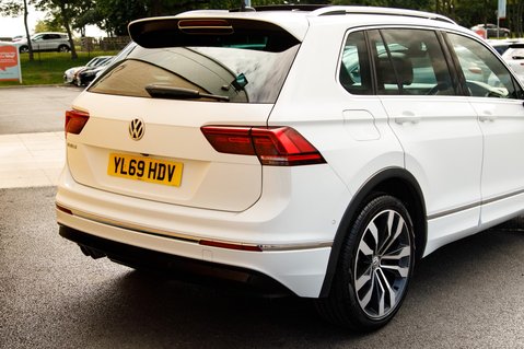 Volkswagen Tiguan R-LINE TECH TDI DSG 8