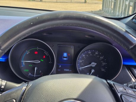 Toyota C-HR 1.8 VVT-h Dynamic SUV 5dr Petrol Hybrid CVT Euro 6 (s/s) (122 ps) 40