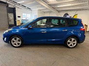Renault Grand Scenic 1.6 VVT Dynamique TomTom Euro 5 5dr 7