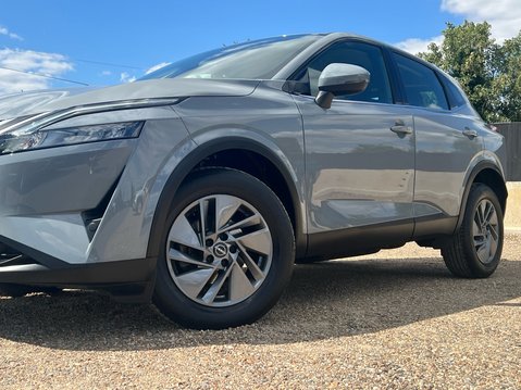 Nissan Qashqai DIG-T ACENTA PREMIUM DCT MHEV 15