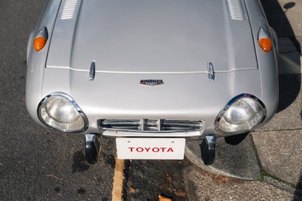 Toyota Supra Sports 800 12