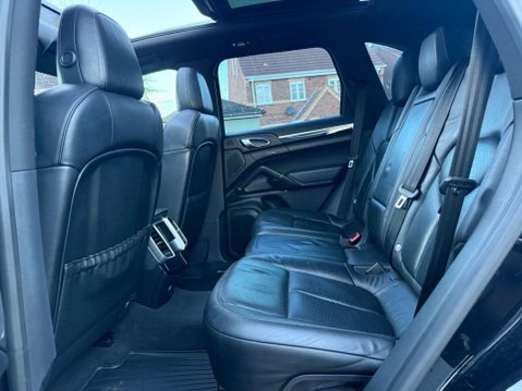 Porsche Cayenne 3.0 TD V6 Tiptronic 4WD Euro 5 (s/s) 5dr 34