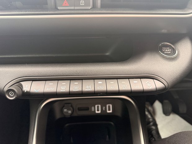Jeep Avenger SUMMIT 25