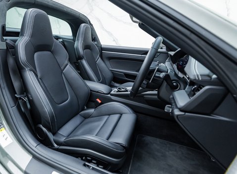 Porsche 911 Targa 4S (992) 18