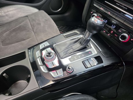 Audi RS4 4.2 FSI V8 Estate 5dr Petrol S Tronic quattro Euro 5 (450 ps) 15