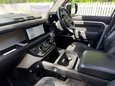 Land Rover Defender X-DYNAMIC S MHEV 70