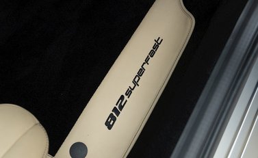 Ferrari 812 Superfast 21