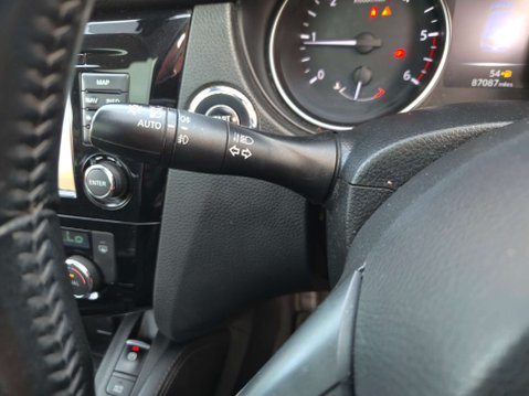 Nissan Qashqai 1.5 Qashqai N-Connecta dCi 5dr 33