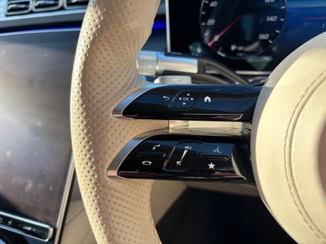 Mercedes-Benz S Class 2.9 S350Ld AMG Line (Premium Plus, Executive) Saloon 4dr Diesel G-Tronic+ 44