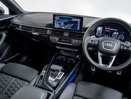 Audi RS4 2.9 TFSI V6 Vorsprung Estate 5dr Petrol Tiptronic quattro Euro 6 (s/s) (450 33