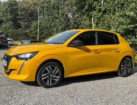 Peugeot 208 1.2 208 Allure Premium + PureTech S/S Auto 5dr 11