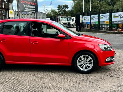 Volkswagen Polo SE 11
