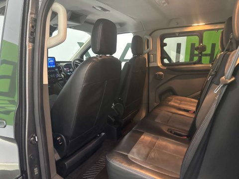 Ford Transit Custom MS-RT 2.0 185ps D/Cab Auto 34