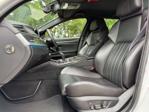 BMW 5 Series 2.0 520d M Sport Auto 5dr 4