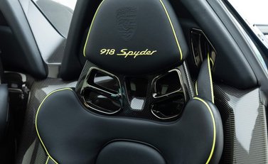 Porsche 918 Spyder 8