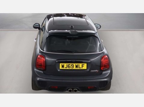 Mini Hatch 2.0 Cooper S Sport Auto 3dr 5