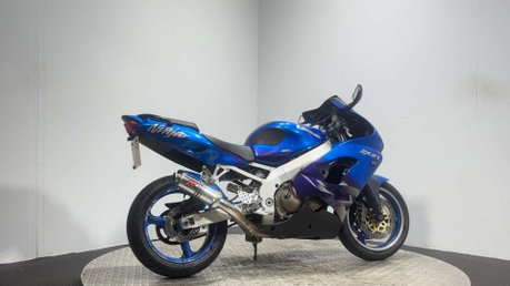 Kawasaki ZX ZX9R C1 1999 RUNNING PROJECT BIKE SPARES OR REPAIR 900CC 3