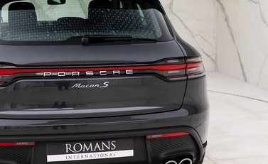 Porsche Macan S 24