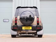 Land Rover Defender 110 D300 X-DYNAMIC HSE 7 SEATER  PRICE MATCH OFFER PREMIUM COLOUR  7