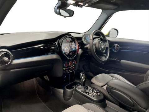 Mini Hatch Cooper SE 32.6kWh Level 2 Hatchback 3dr Electric Auto (184 ps) 1 Owner - S 15