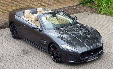 Maserati Grancabrio Sport 4