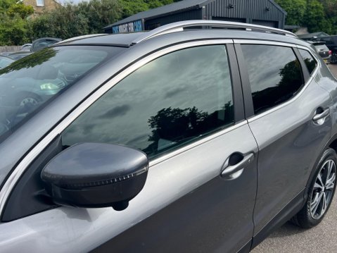 Nissan Qashqai 1.2 DIG-T N-Connecta Euro 6 (s/s) 5dr 15