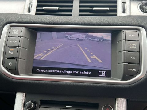 Land Rover Range Rover Evoque 2.2 Range Rover Evoque Dynamic SD4 Automatic 4WD 3dr - NATIONAL DELIVERY* 42