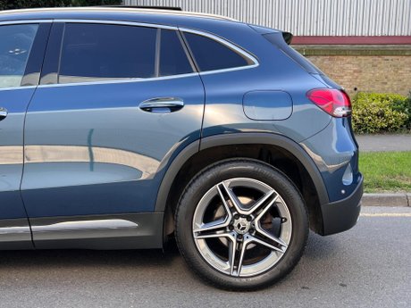 Mercedes-Benz GLA 1.3 GLA180 AMG Line (Premium Plus) 7G-DCT Euro 6 (s/s) 5dr 11
