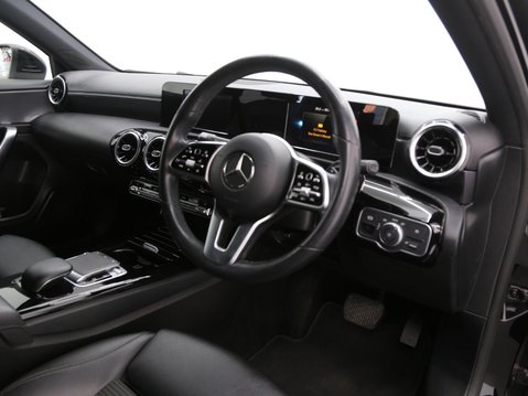 Mercedes-Benz A Class 1.5 A180d Sport 7G-DCT Euro 6 (s/s) 5dr 22
