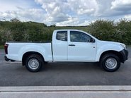 Isuzu D-Max Extended Cab 1.9 4x4 Pickup 9
