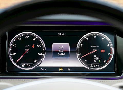 Mercedes-Benz M Class S600 26