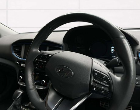 Hyundai IONIQ 1.6 IONIQ Premium SE FHEV Semi-Auto 5dr 14