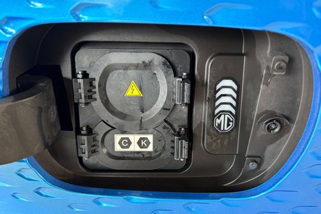 MG ZS 51.1kWh Trophy Connect SUV 5dr Electric Auto (176 ps) 12