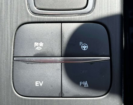 Ford Kuga 2.5 Kuga Titanium First Edition PHEV CVT 5dr 54