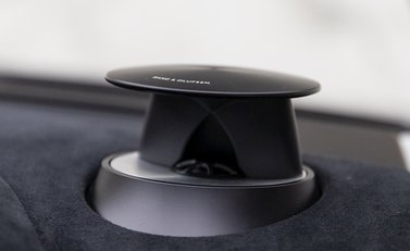 Aston Martin V12 Vantage S AMR 18