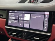 Porsche Cayenne 3.0T V6 Coupe 5dr Petrol TiptronicS 4WD Euro 6 (s/s) (340 ps) 49