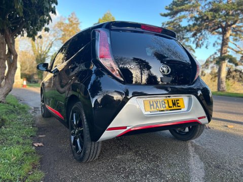 Toyota Aygo VVT-I X-PRESS X-SHIFT 2