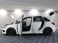 Mercedes-Benz B Class B 180 D AMG LINE PREMIUM 6