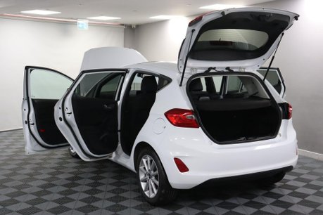 Ford Fiesta TITANIUM 17