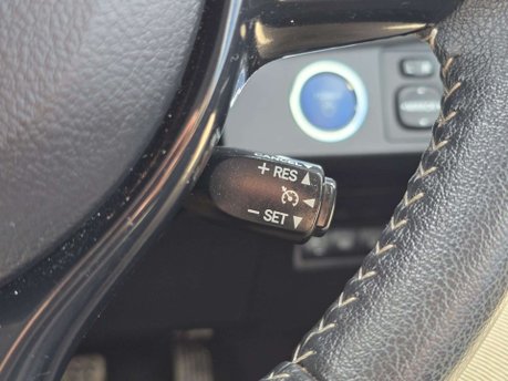 Toyota Yaris 1.5 VVT-h Icon Tech Hatchback 5dr Petrol Hybrid E-CVT Euro 6 (s/s) (100 ps) 20