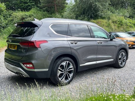 Hyundai SANTA FE 2.2 Santa Fe Premium SE CRDi Auto 4WD 5dr 5