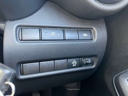 Nissan Juke 1.0 Juke Visia DiG-T 5dr 47