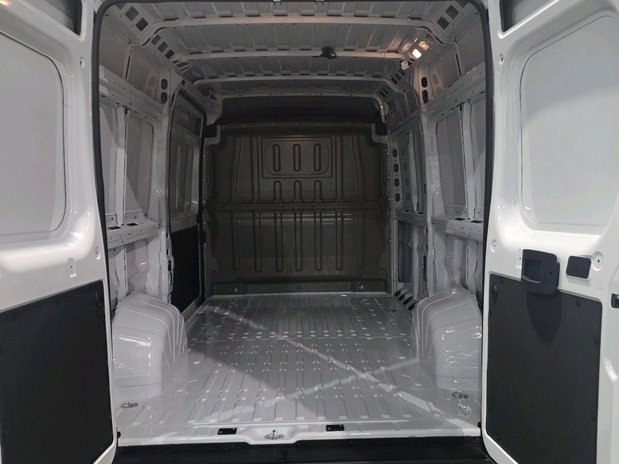 Fiat Ducato Ducato 35 L2 H2 2.2 Multijet 140 Van Primo 11