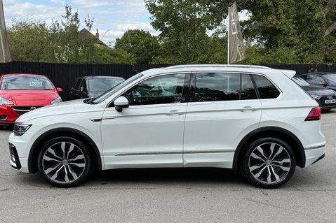Volkswagen Tiguan R LINE TDI BMT 4MOTION DSG - PAN ROOF - APPLE CAR PLAY -ADAPTIVE CRUISE 10
