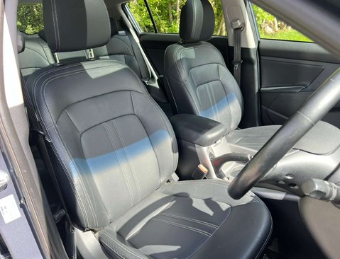Kia Sportage 1.7 Sportage 4 ISG CRDi 5dr 14