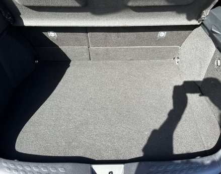 Toyota C-HR 2.0 C-HR Excel HEV CVT 5dr 73