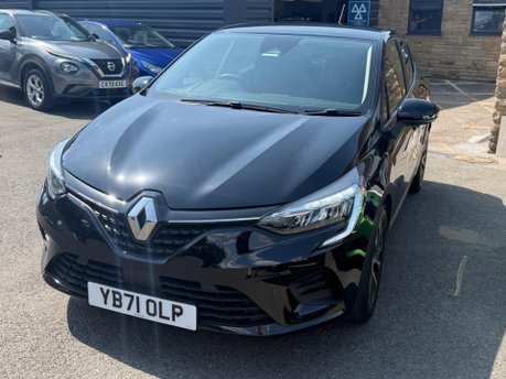 Renault Clio ICONIC TCE 12