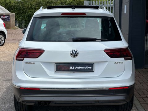 Volkswagen Tiguan 2.0 Tiguan SEL TDI BlueMotion Technology 5dr 11