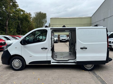 Vauxhall Vivaro 1.6 CDTi 2900 ecoFLEX Panel Van 5dr Diesel Manual L1 H1 Euro 5 (s/s) (90 ps 22
